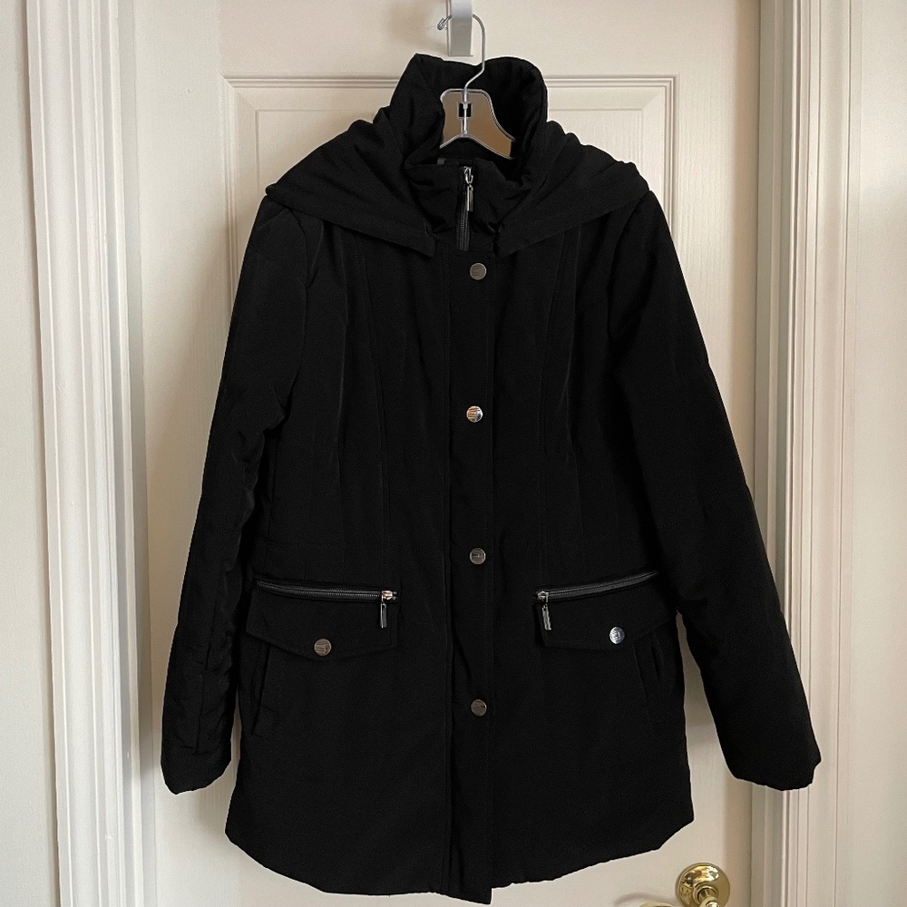 Covington Outerwear Coat Women's Size M Black‎